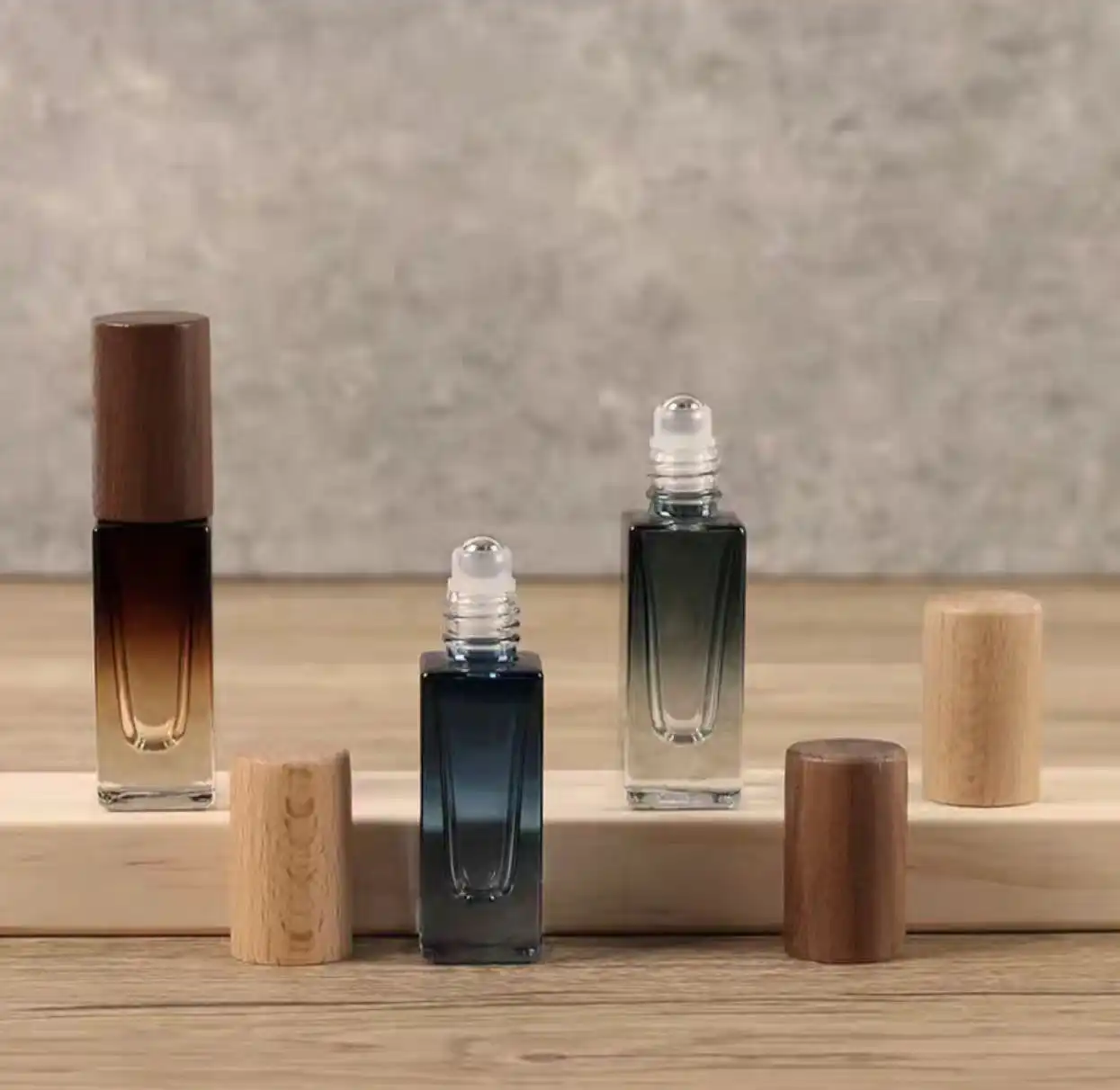 Roll On Perfume Bottles: Guide for Perfume Oil and Travel Products